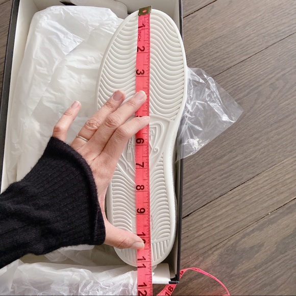 NEW Gucci Ace Womens Embroidered Tennis Sneakers White Blue Leather EU 38 US 8 - Picture 10 of 10